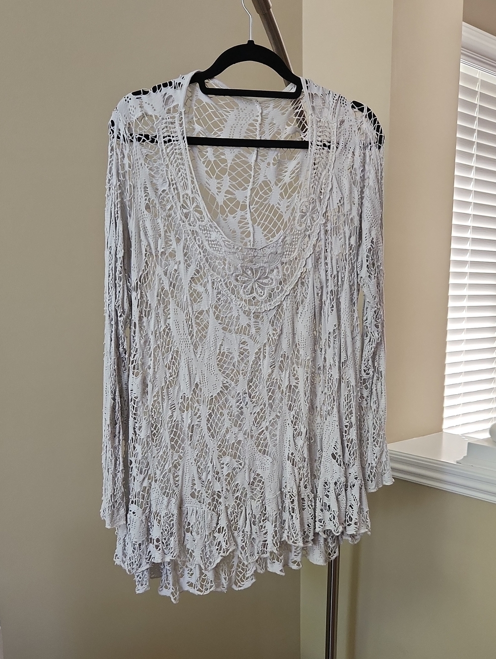 White Crochet Lace Long-Sleeve Tunic Top